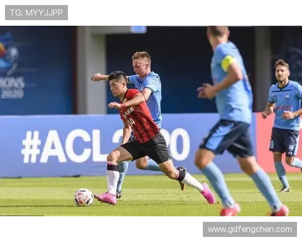 球队战术革新引发热议，教练解析胜利关键因素展现战术深度