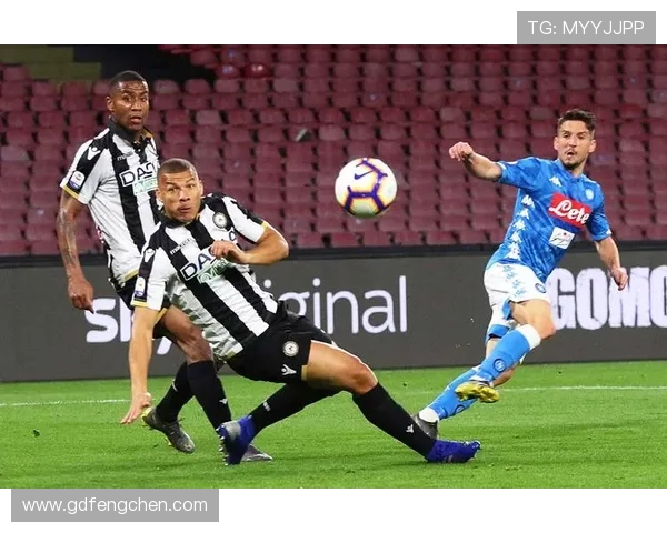 Osimhen 状态回暖，助力那不勒斯追逐意甲金靴表现稳健